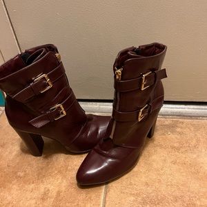 leather heeled bootie.